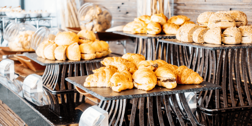 Corporate Breakfast Catering: Tips for Energizing Morning Meetings